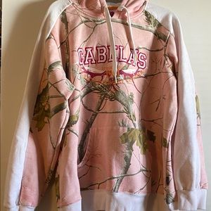 Cabelas hoodie size 2x